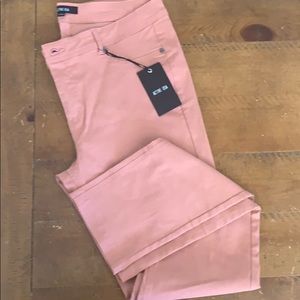 Cute, Stylish, stretchy, pants. ❤️